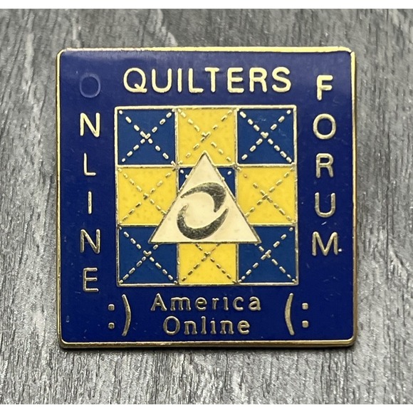 America Online AOL Quilters Forum Internet‎ Community Lapel Pin Badge Vintage